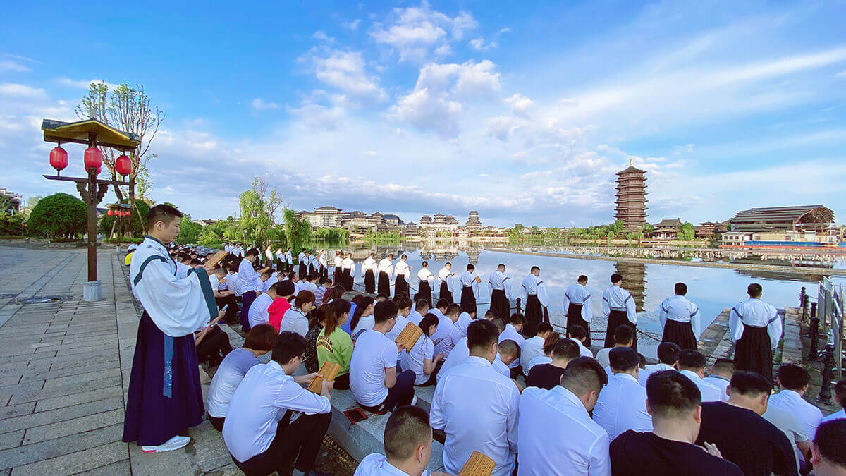 新青年 新百年 新思想——恒昌醫(yī)藥團(tuán)隊(duì)思想升級(jí)運(yùn)動(dòng)